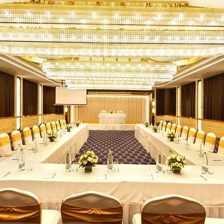 Jenneys Residency Hotel Kojambuttúr Kültér fotó