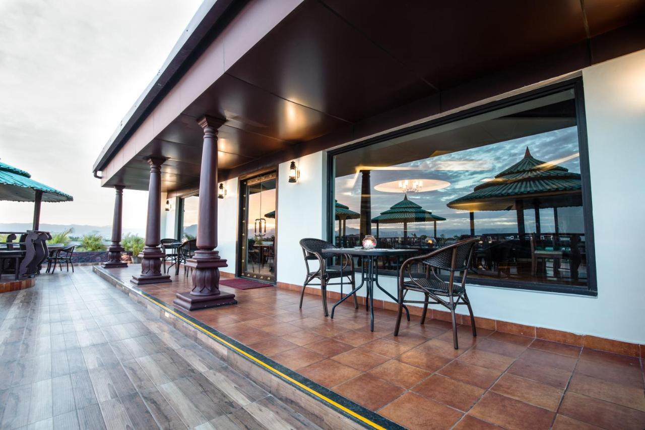 Jenneys Residency Hotel Kojambuttúr Kültér fotó