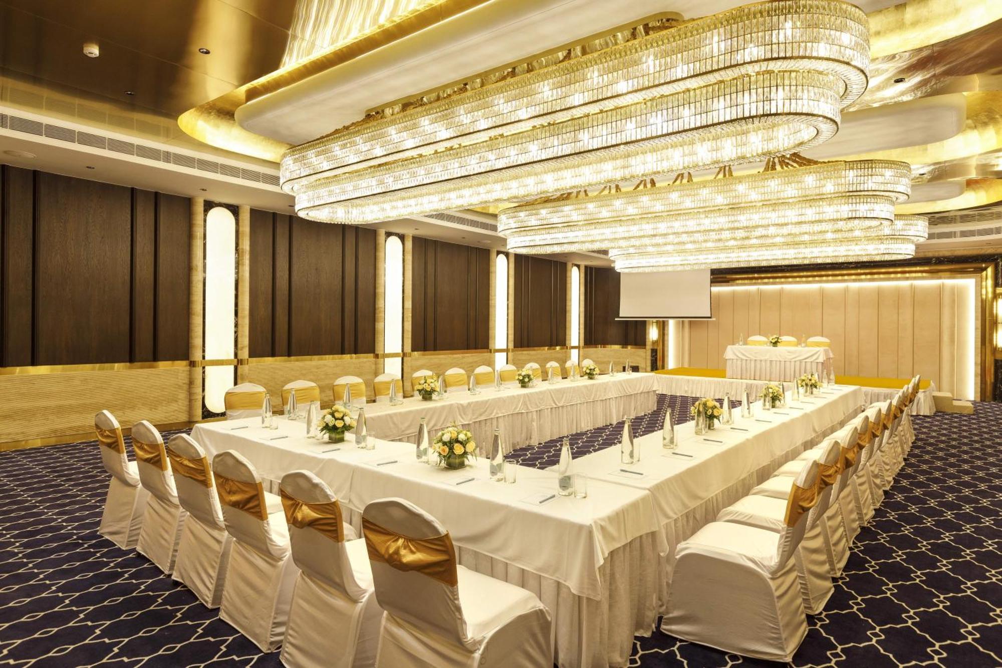 Jenneys Residency Hotel Kojambuttúr Kültér fotó