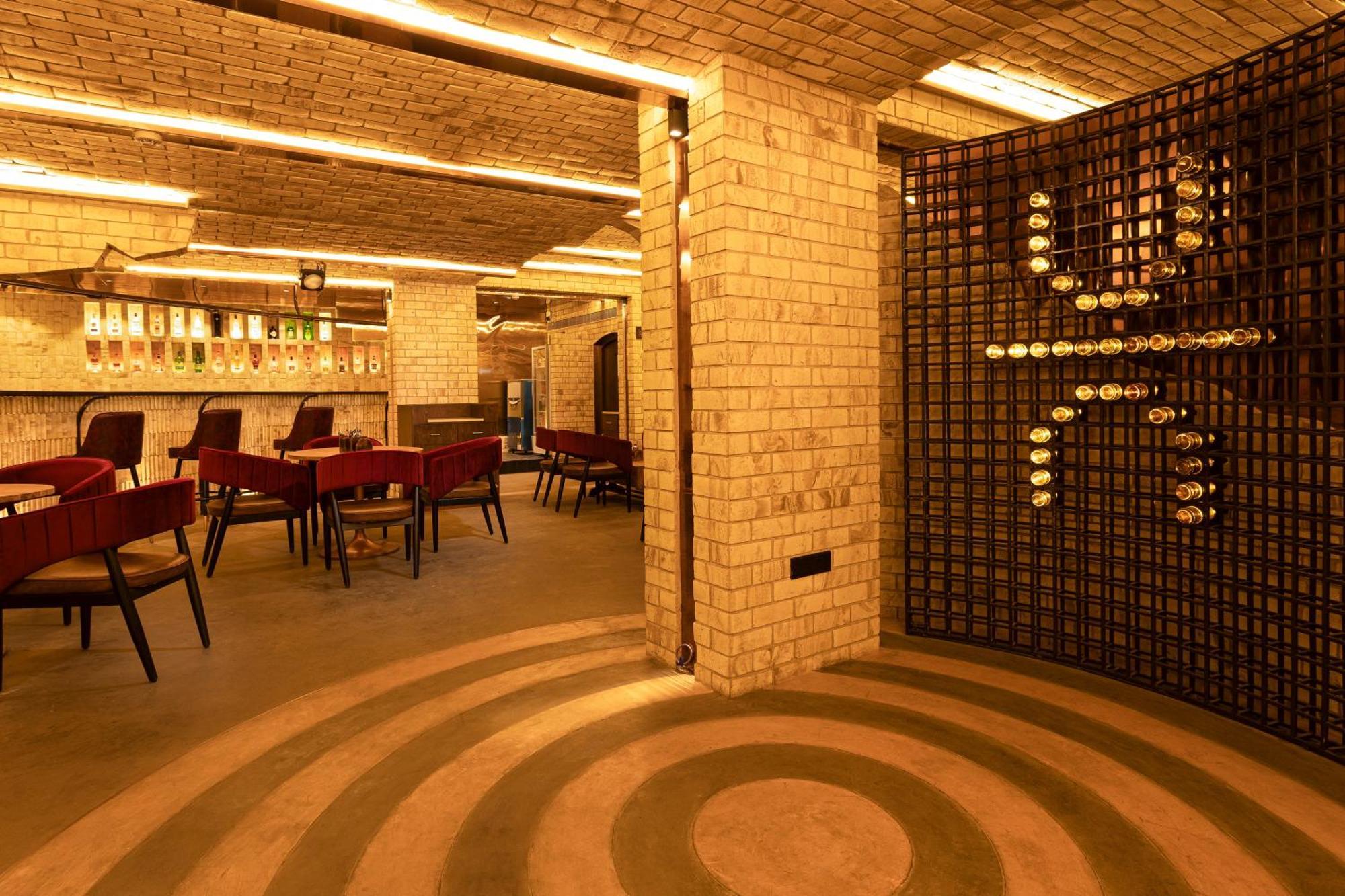 Jenneys Residency Hotel Kojambuttúr Kültér fotó