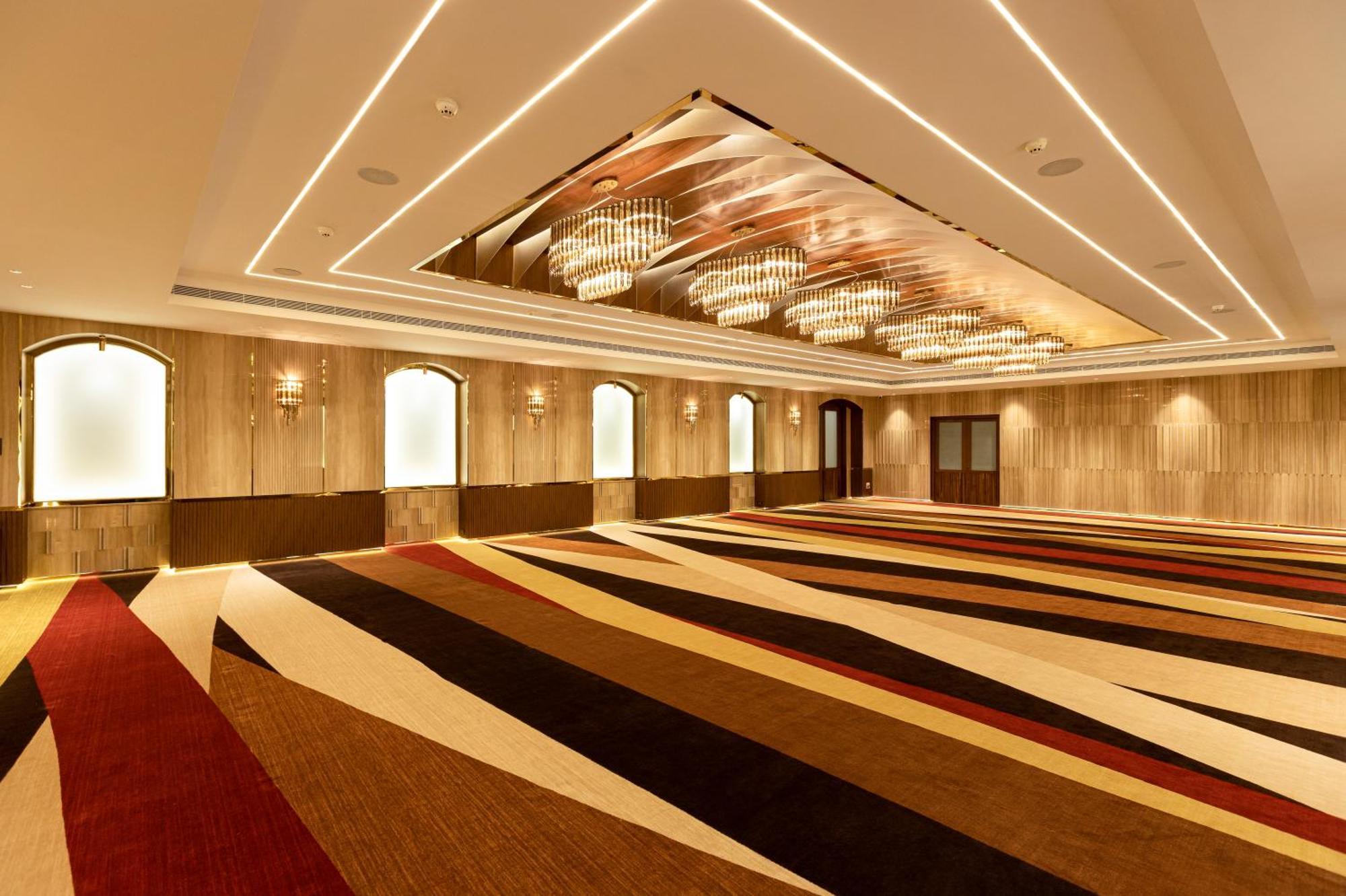 Jenneys Residency Hotel Kojambuttúr Kültér fotó